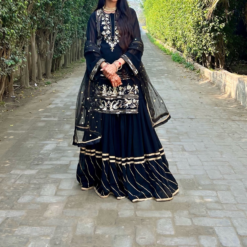 Indian Pakistani Suit